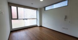 Vendo Suite, Un Dormitorio, Sin Amoblar, Parqueadero. Sector La Carolina