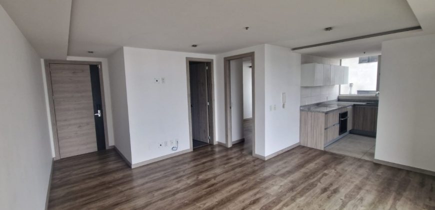 Vendo Suite, Un Dormitorios, Balcón, Parqueadero, Sector El Batán