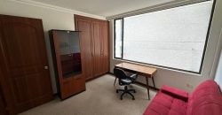 Vendo Departamento, Tres Dormitorios, Sin Amoblar, Parqueaderos, Bodega. Sector la Carolina