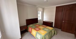 Vendo Departamento, Tres Dormitorios, Sin Amoblar, Parqueaderos, Bodega. Sector la Carolina