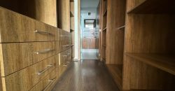 Vendo Departamento, Tres Dormitorios, Terraza Cubierta, Parqueaderos, Bodega. Sector Granados