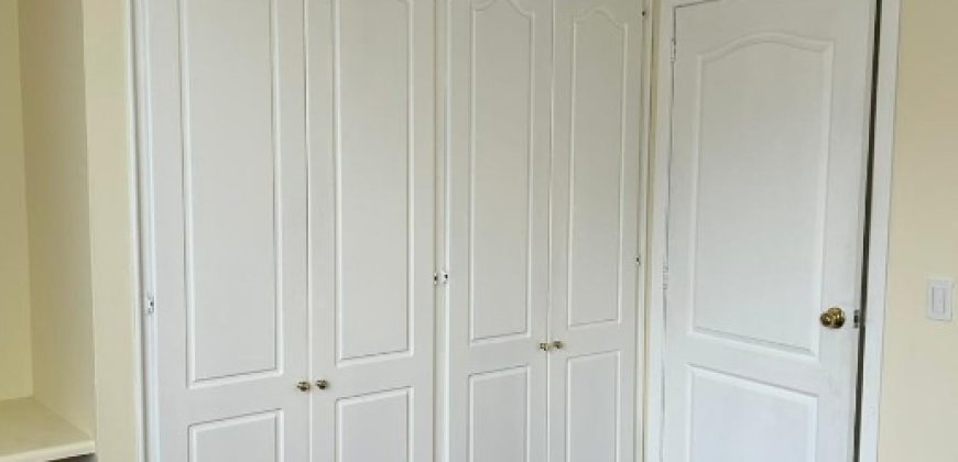 Vendo Departamento, Dos Dormitorios, Parqueadero, Bodega. Sector La Whymper