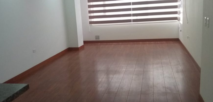 Rento Departamento, Tres Dormitorios, Sin Amoblar, Parqueadero, Bodega. Sector Quicentro