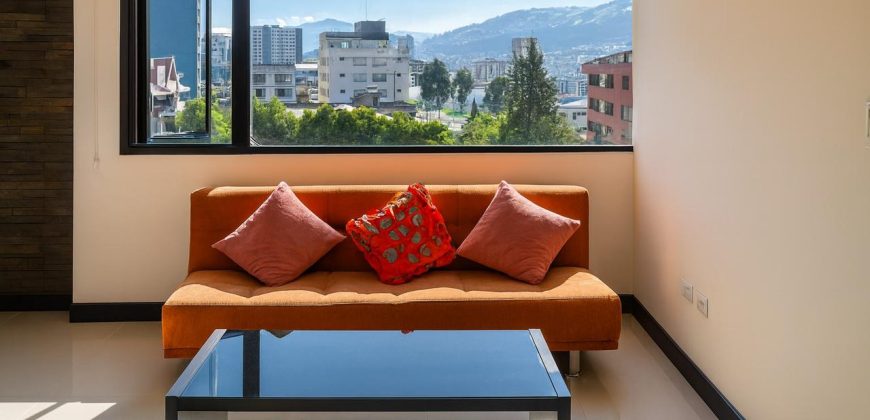 Vendo Suite, Amoblada, Un Dormitorio, Parqueadero. Sector Los Granados