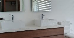 Rento Departamento, Amoblado, Tres Dormitorios. Sector La Carolina