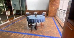 Rento Departamento, Amoblado, Cuatro Dormitorios, Parqueadero. Sector La Carolina