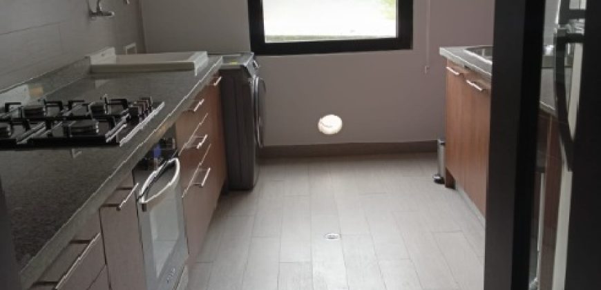 Rento Departamento, Amoblado, Tres Dormitorios. Sector El Batán