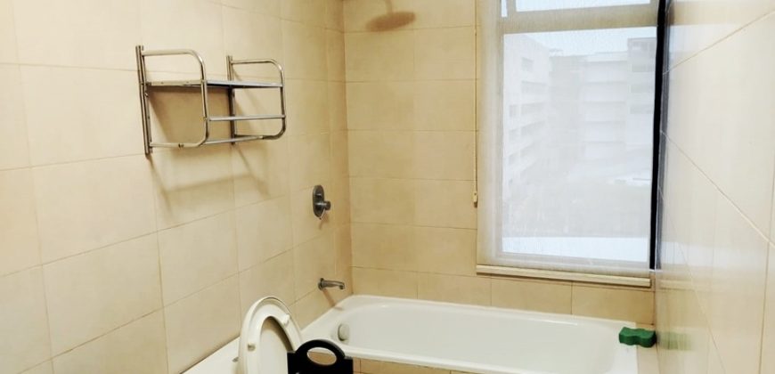 Vendo Departamento, Dos Dormitorios, Parqueadero, Bodega. Sector La Floresta