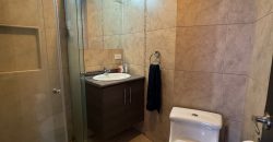 Vendo Suite, Sin Amoblar, Un Dormitorio, Parqueadero, Bodega. Sector Los Granados