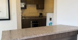 Vendo Suite, Sin Amoblar, Un Dormitorio, Parqueadero, Bodega. Sector Los Granados