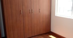 Rento Departamento, Tres Dormitorios, Sin Amoblar, Parqueadero, Bodega. Sector Quicentro