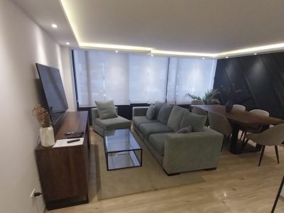 Rento Departamento, Amoblado, Tres Dormitorios. Sector La Carolina