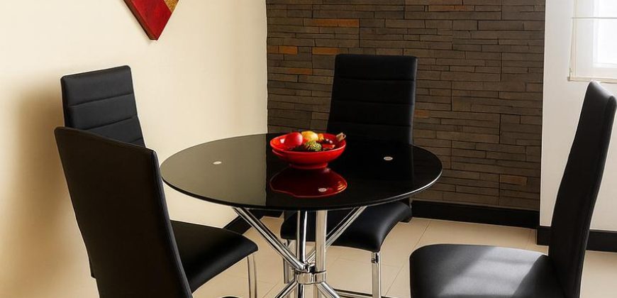 Vendo Suite, Amoblada, Un Dormitorio, Parqueadero. Sector Los Granados