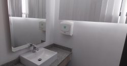 Rento Oficina, Amoblada, Parqueadero. Sector El Batán