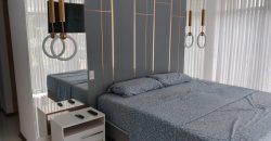 Rento Departamento, Amoblado, Tres Dormitorios. Sector La Carolina